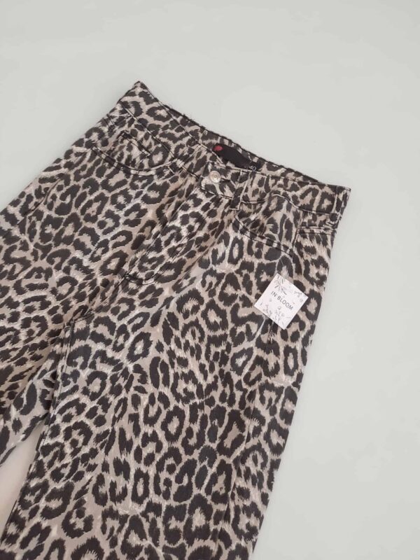 17-20241106_105951 Denim Recto Leopard