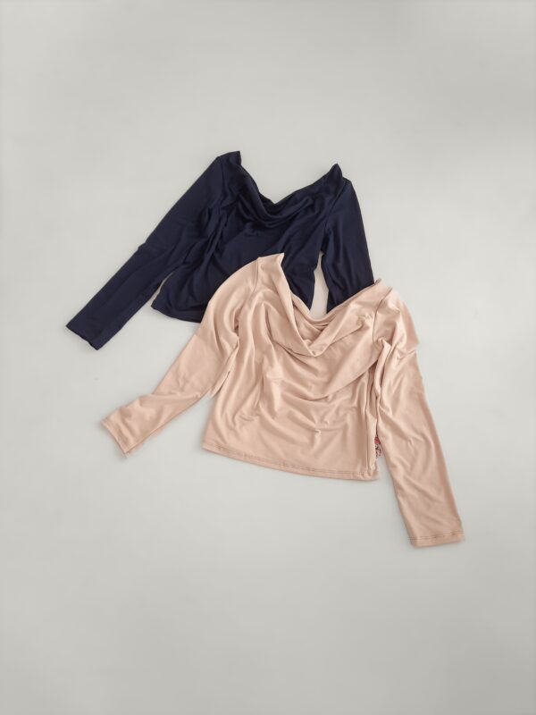 2025/04/1000316549-scaled.jpg Blusa Lars