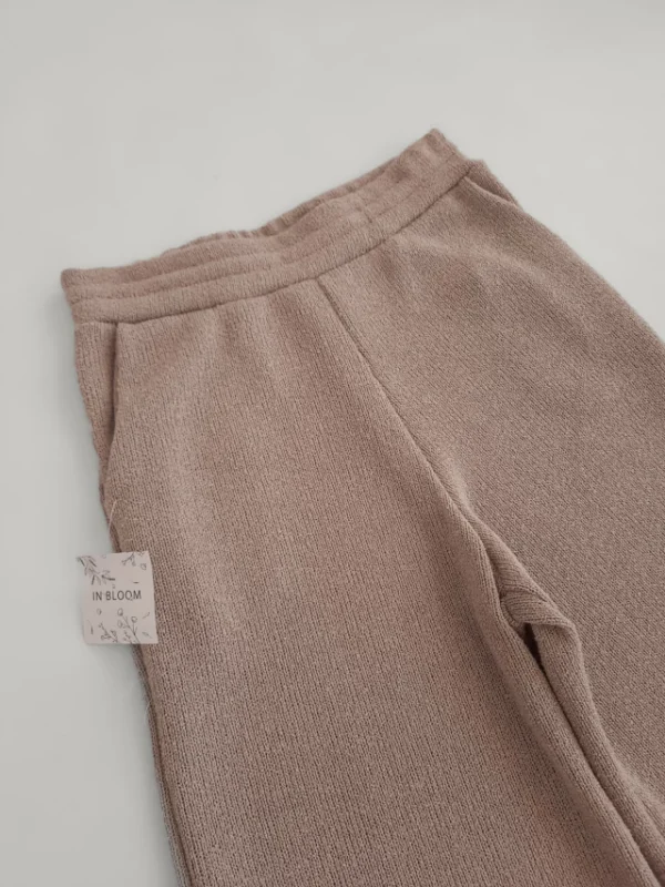 27-20241112_120432-0794a1c8106a7d9a4217317649639580-640-0 Palazzo Serene