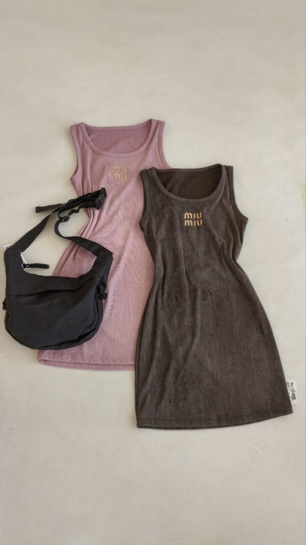 2026/01/1000040772-scaled.jpg Vestido Miu