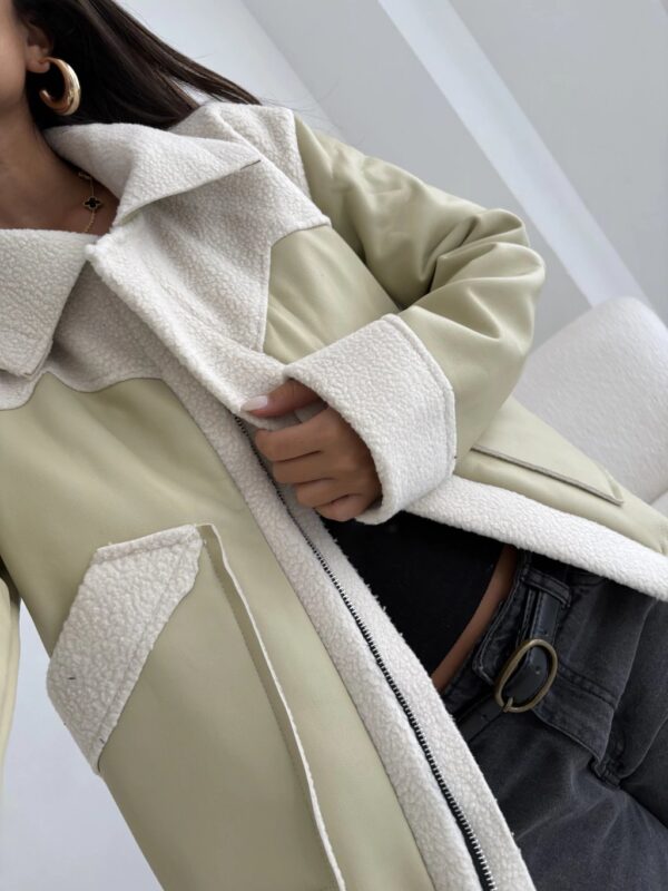 2026/05/1000280124.jpg Campera Madison